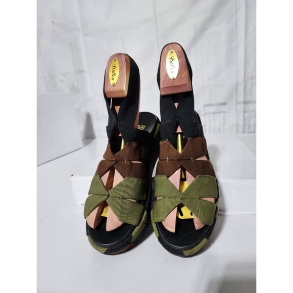 Authentic SALVATORE FERRAGAMO Colorblock Pattern Slingback Sandals Green/Brown - Picture 4 of 13